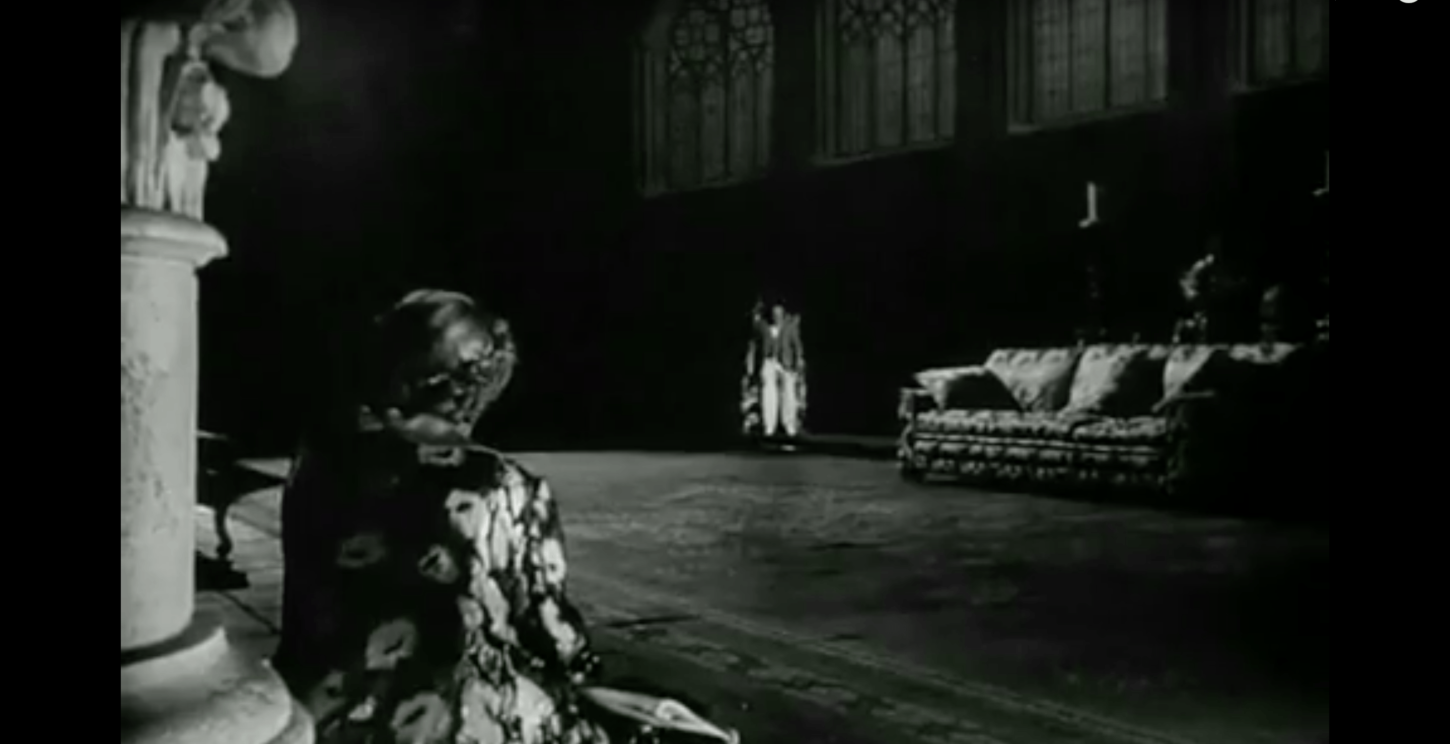 Citizen Kane Couch
