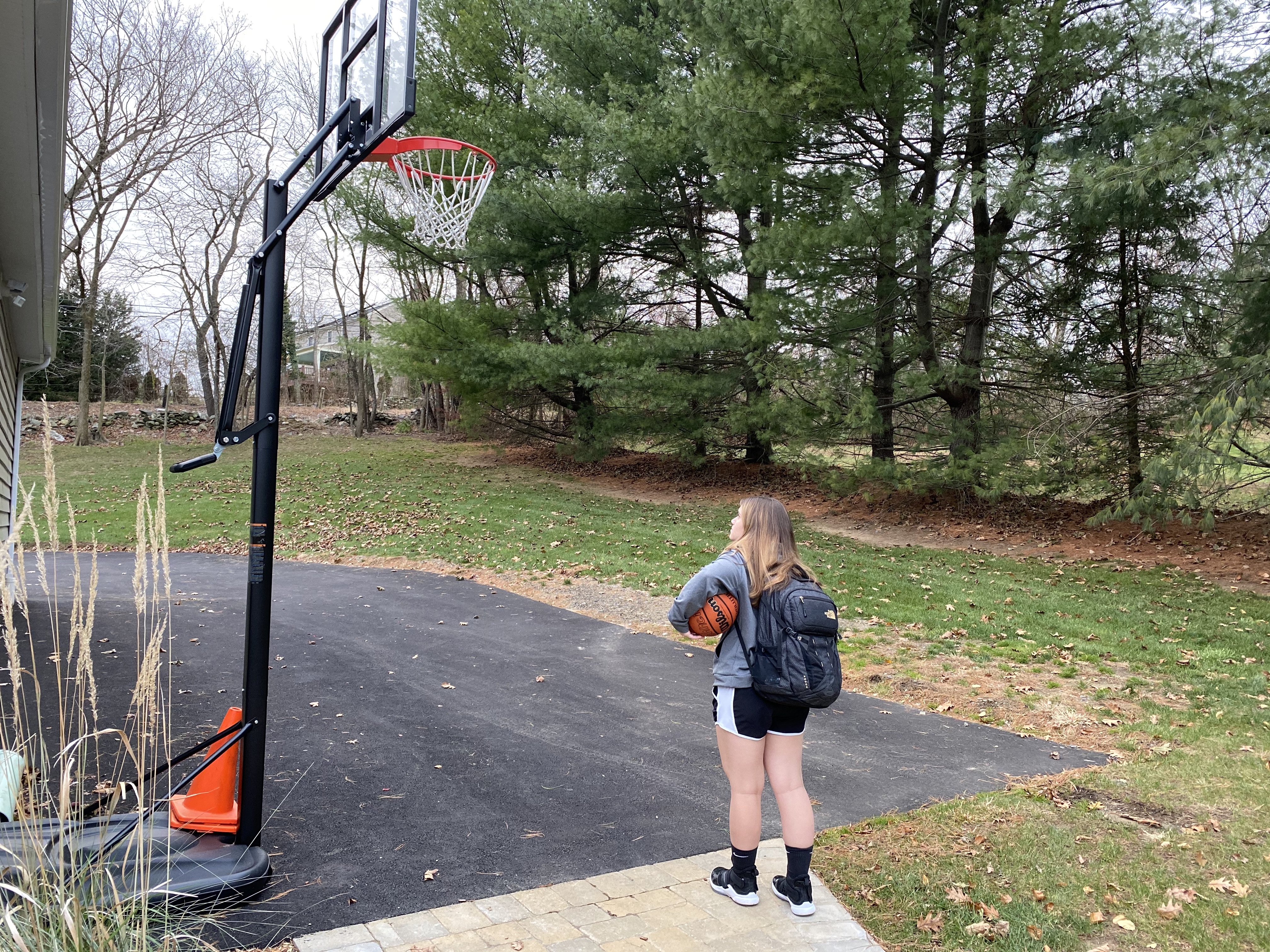 01 Looking at Hoop 3
